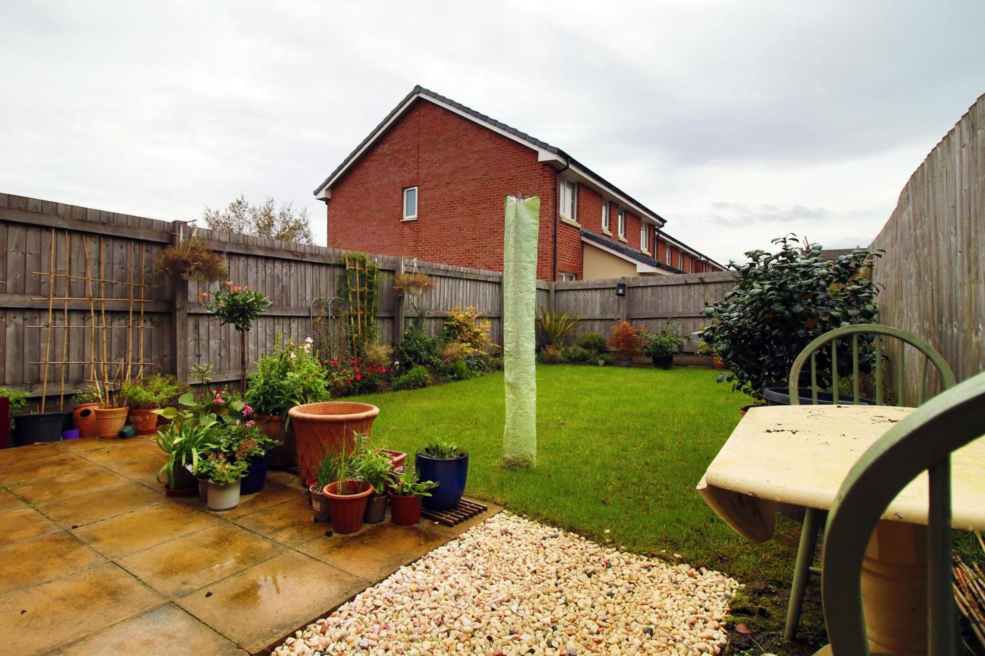 Beautiful Modern House With Free Parking And Fast Wifi Next To Stadium And Morfa Park Shopping Centre Hosted By Our Short * Swansea